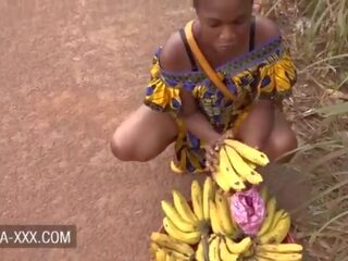 Black banana seller schoolgirl seduced for a smashing dirty video