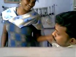 Tamil aldeia mademoiselle adulto clipe com chefe em mobile loja