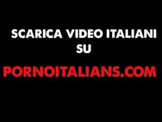 Bionda italiana succhia cazzone - pornograpiya italiano